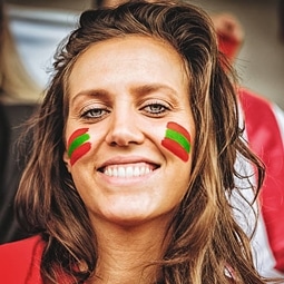 Football betting fan